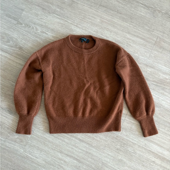 Women’s Theory Cashmere Sweater - Picture 1 of 3